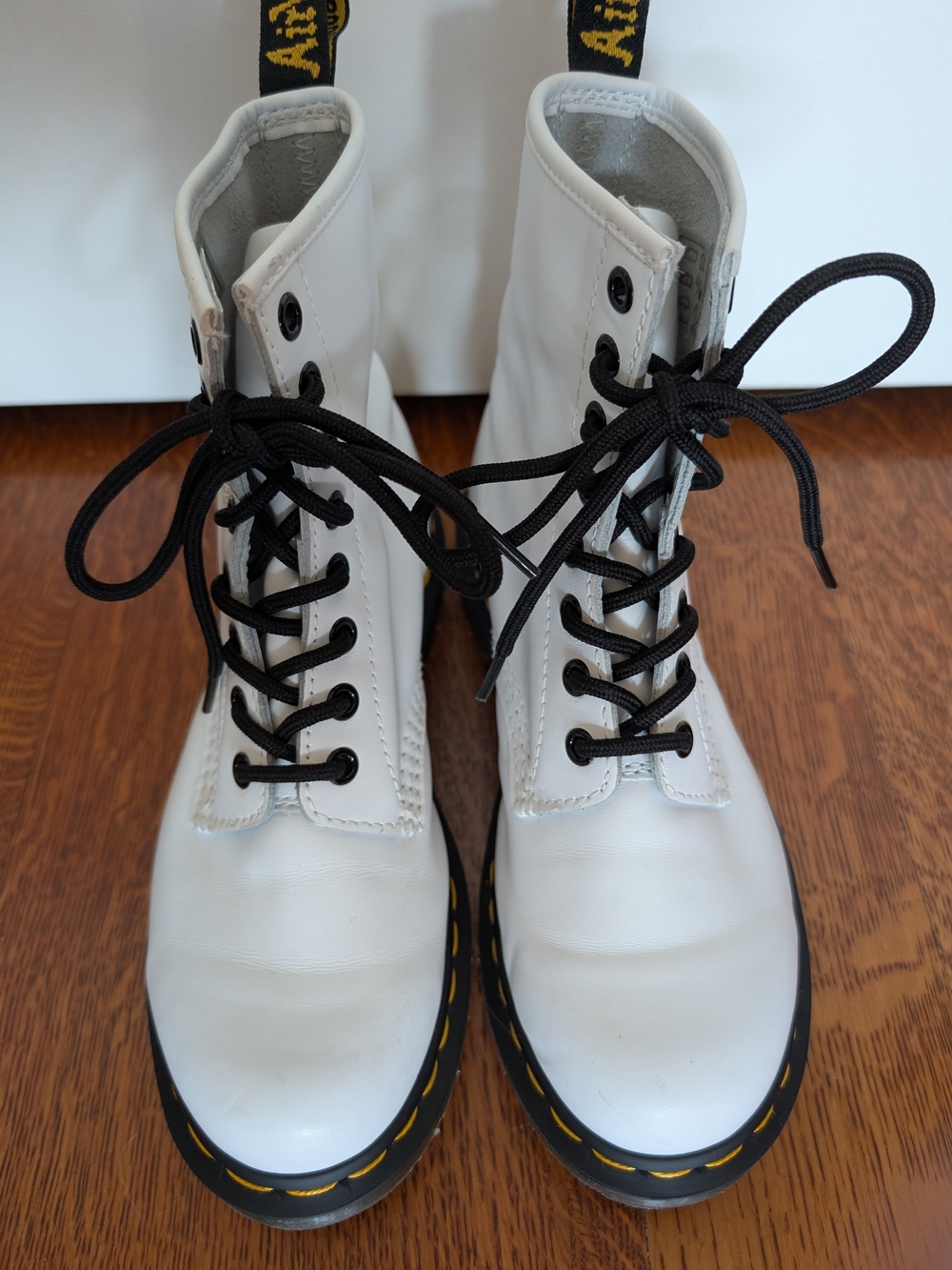 Dr. Martens 1460 White Leather Lace-Up Ankle Boots Women's Size 6 - Picture 3 of 15